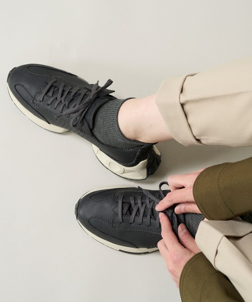 【新品】Clarks クラフトスピード ダークグレー レザー スニーカー 24 Craft Speed / メンズ クラフトスピード（ダークグレーレザー