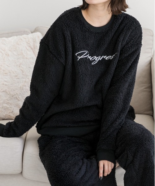 ad thie（アドティエ） トレーナー スウェット 刺繍ロゴ ボアプル