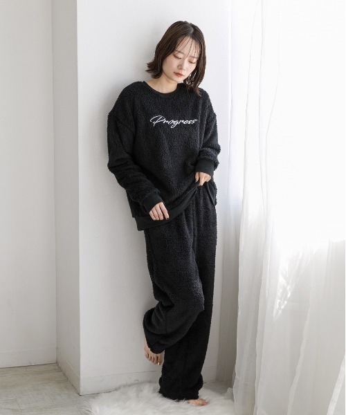 ♡新品タグ付♡　アドーア　アモーレポンチレイヤードトップス　ブラック　トレーナー ad thie（アドティエ） トレーナー スウェット 刺繍ロゴ ボアプル