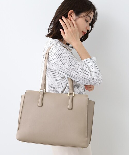 INDIVI トートバッグ 「高機能／収納力！」シゴデキバッグ