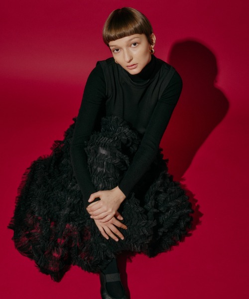 PERNA（ペルナ） ワンピース ノースリーブドッキングチュール