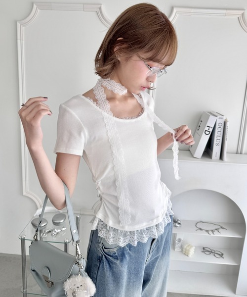 Loueme tシャツ 半袖 レースチョーカー付き裾フリルトップス