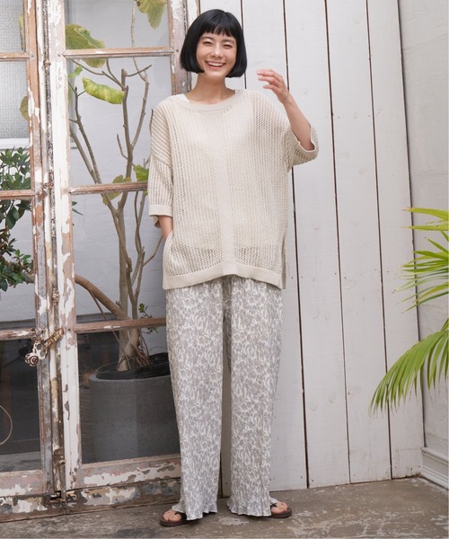 LBC パンツ ボタニカルプリントプリーツパンツ レディース