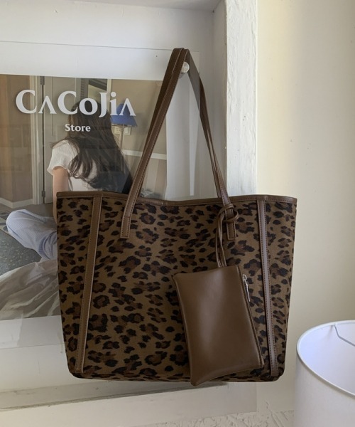 gossip!ロサンゼルス トートバッグ 「A4収納可」Y2Kレオパード柄 gossip!ロサンゼルス トートバッグ 「A4収納可」Y2Kレオパード柄