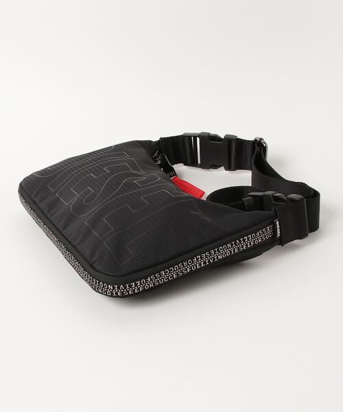 ディーゼル　diesel ショルダーバッグ　売り切りたいので値下げ対応します DIESEL（ディーゼル） ショルダーバッグ FREE ブラック メンズ
