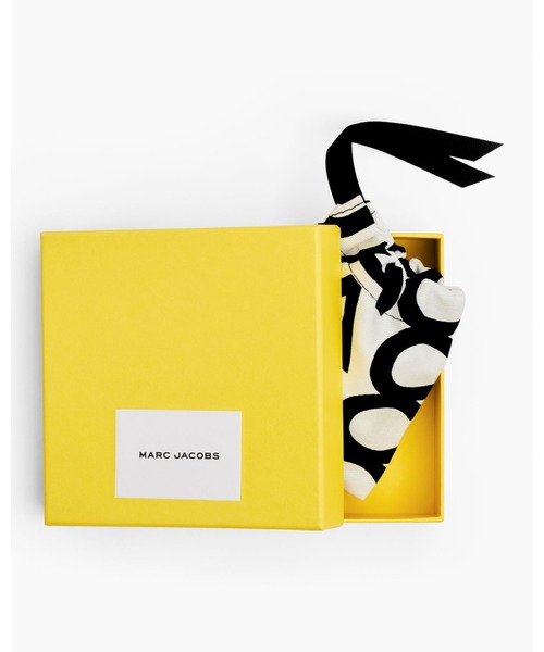 上品♪【MARC JACOBS】マザーオブパールボタンスタッドピアス MARC JACOBS ピアス THE BUTTON STUD EARRINGS/ザ ボタン