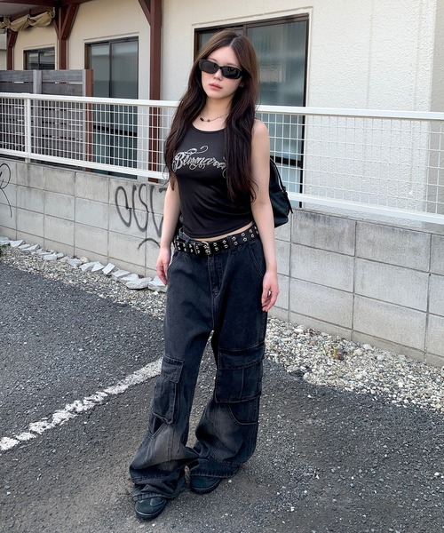 lilful タンクトップ ノースリーブ 筆記体ラインストーンロゴ