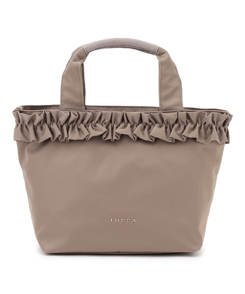新品　tocca トッカ　FRILL A4 NYLONTOTE トートバッグ 撥水】FRILL A4 NYLONTOTE トートバッグ / TOCCA | ファッション通販