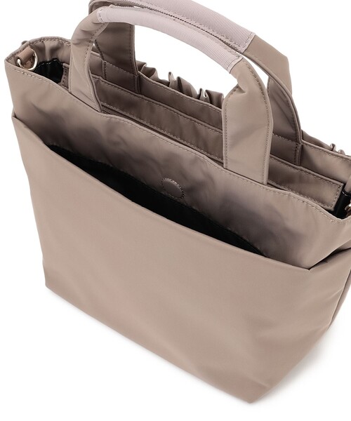 TOCCA（トッカ） トートバッグ FRILL GARLAND NYLONTOTE トートバッグ