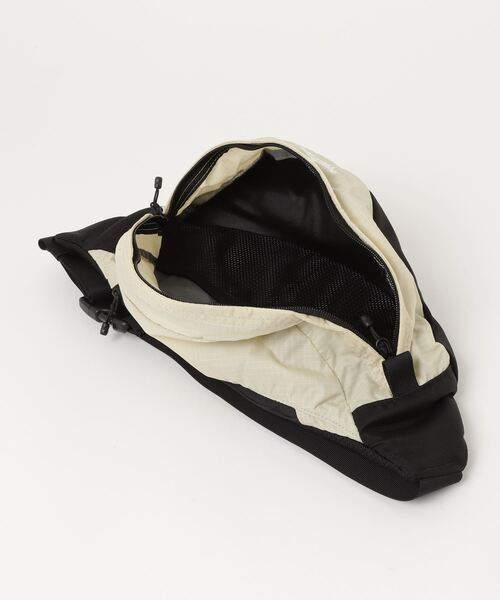 THE NORTH FACE（ザ ノースフェイス） メッセンジャーバッグ FREE