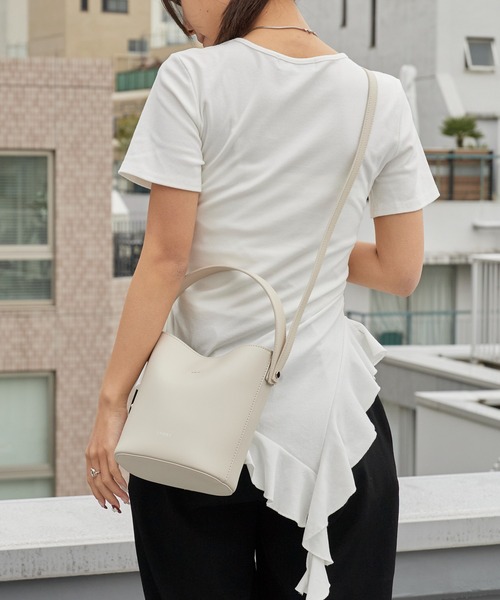 YAHKI（ヤーキ） ショルダーバッグ バッグ クロスボディバッグ 2026年