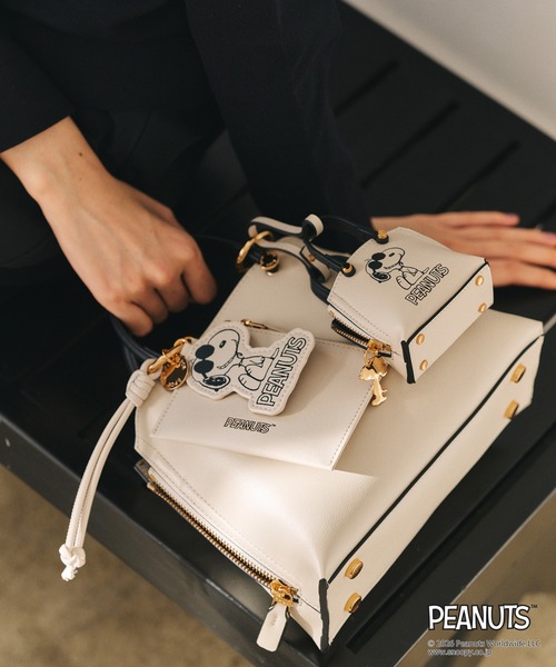 チャーム 「WEB限定/一部店舗限定」「E'POR×PEANUTS」別注 ポーチ付き ART CHARM レディースの画像