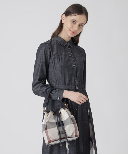 BLUE LABEL CRESTBRIDGE（ブルーレーベルクレストブリッジ