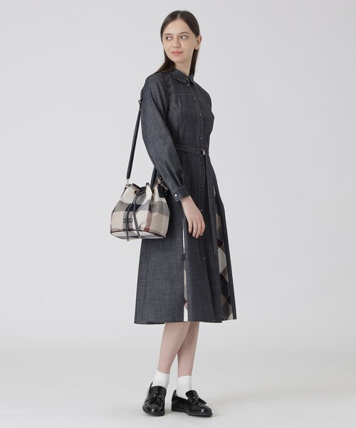 BLUE LABEL CRESTBRIDGE（ブルーレーベルクレストブリッジ