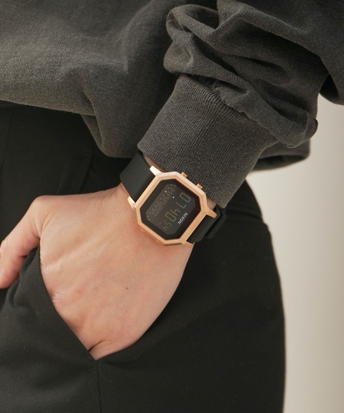 NIXON（ニクソン） デジタル腕時計 FREE ピンクゴールド レディース