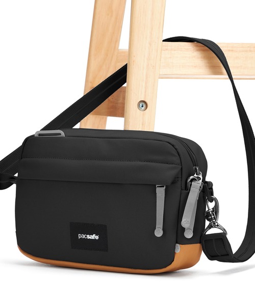 PacSafe（パックセーフ） ショルダーバッグ GO crossbody/クロスボディ
