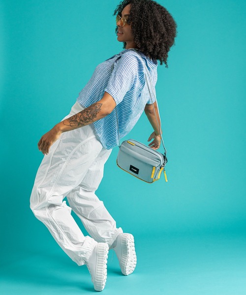 PacSafe ショルダーバッグ pacsafe/パックセーフ GO crossbody