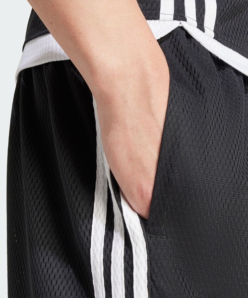 アディダス　半袖モックネック　ハーフパンツ　ブラック　サイズM 春夏　新品タグ付 adidas パンツ モック アイレット ショーツ / ハーフパンツ