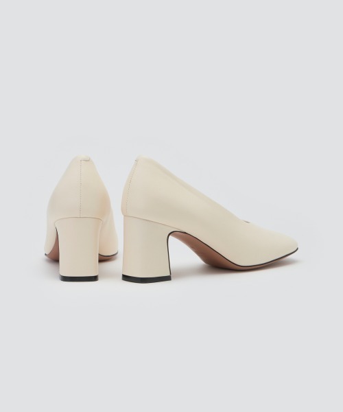 【美品】PELLICO* ホワイトパンプス PELLICO パンプス PALA スムース 6.5cm VANILLA : ZOZOTOWN