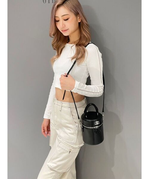 【タグ付き新品】GYDA Cylindrical 2WAYハンドBAG ブラック ジェイダ GYDA Cylindrical 2WAYハンドBAG （ブラック