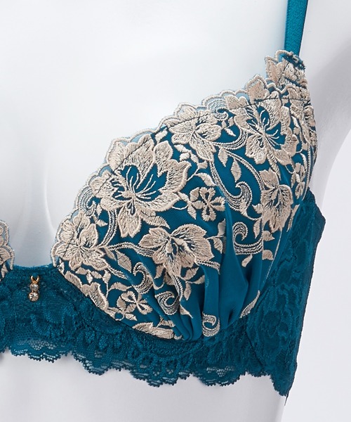 Dolce Fiora ブラジャー ショーツセット 「脇高デコルテ魅せ