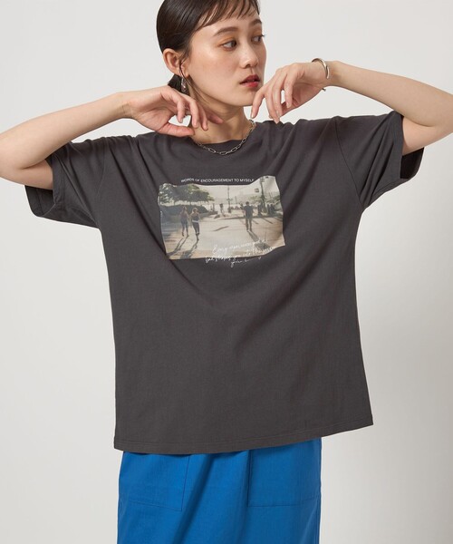 【関税込み】Gentle Fullness グリーン グラフィックTシャツ green label relaxing tシャツ 「WEB限定」「at ease」フォト