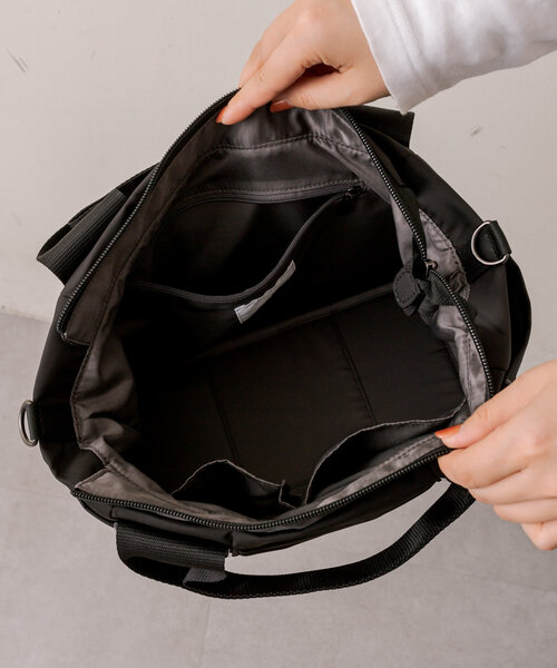 黒 レザー ハンドバッグ ダブルジッパー er PAPILLONNER ear PAPILLONNER 「ear PAPILLONNER」 2WAYバッグ FREE ブラック系