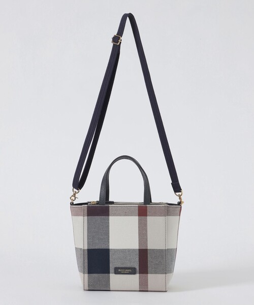 BLUE LABEL CRESTBRIDGE（ブルーレーベルクレストブリッジ
