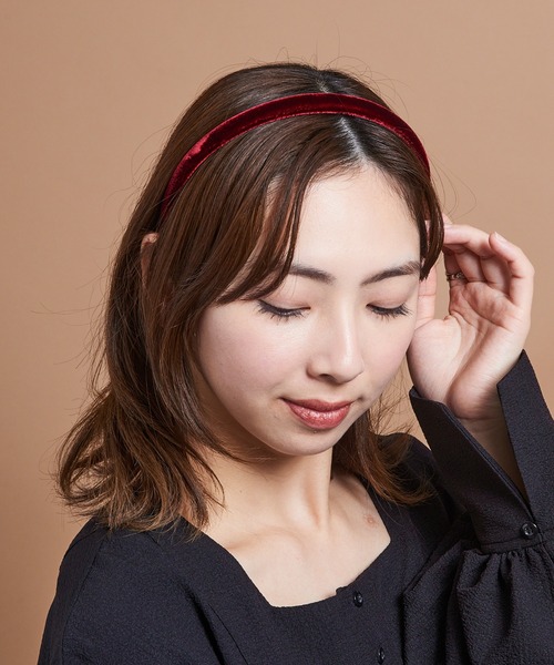 ALEXANDRE DE PARIS（アレクサンドル ドゥ パリ） カチューシャ