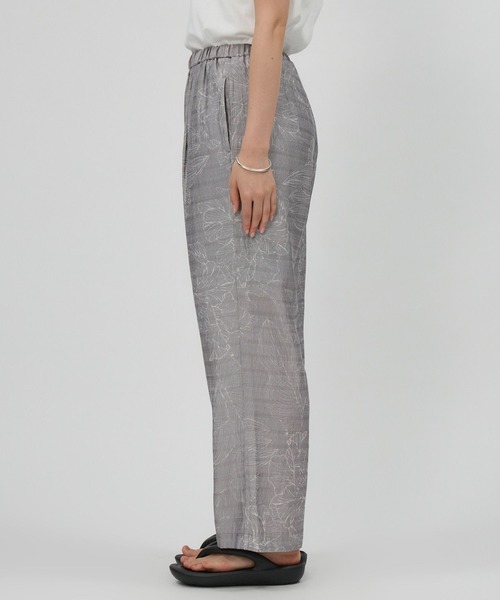 BABYLONE（バビロン） パンツ フラワープリントパンツ レディース