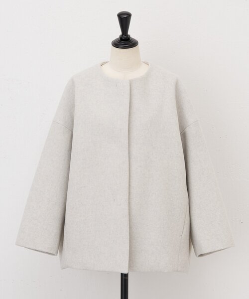 BEARDSLEY ノーカラーコート コート 後ろぷっくりウールショート