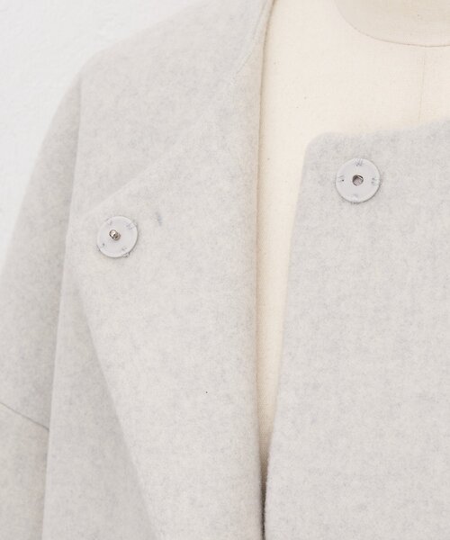 BEARDSLEY ノーカラーコート コート 後ろぷっくりウールショート