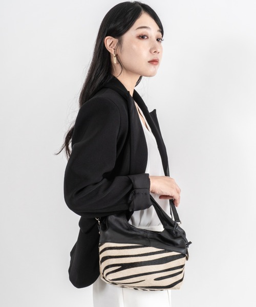 【極美品】MARCO MASI　ナイロンハンドバッグ　黒　マルコマージ MARCO MASI（マルコマージ） ハンドバッグ 3687 DOLLARO DOLLAMIN