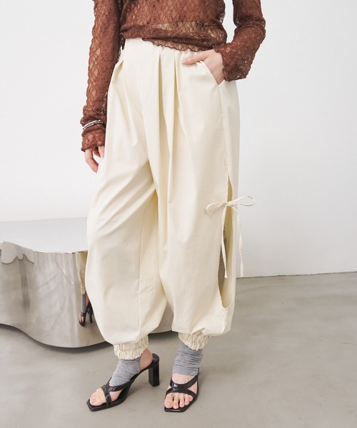 美品 オールドマンズテーラー ALADDIN GUM アラジン パンツ ベージュ SOEMIN（ソミン） スラックス パンツ Aladdin pants／アラジンパンツ