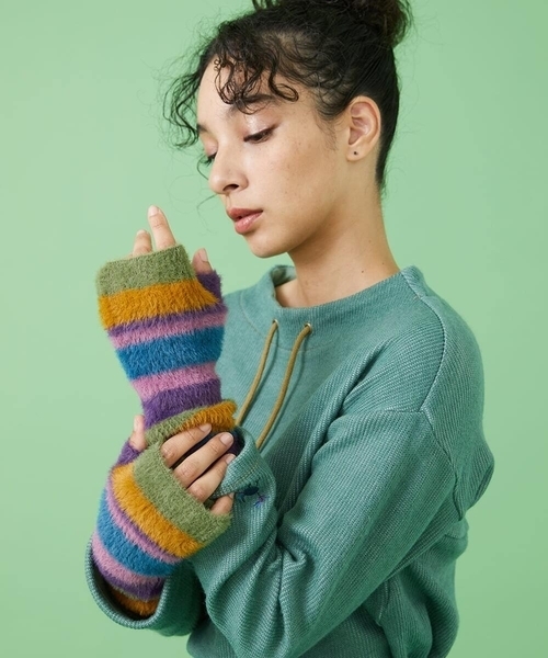 Jocomomola（ホコモモラ） 手袋 フェイクファーアームウォーマー