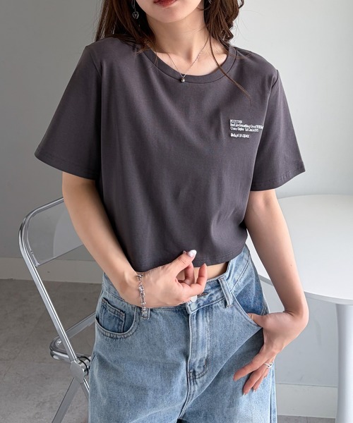 solleim（ソルレム） tシャツ クロップド刺繍Tシャツ レディース
