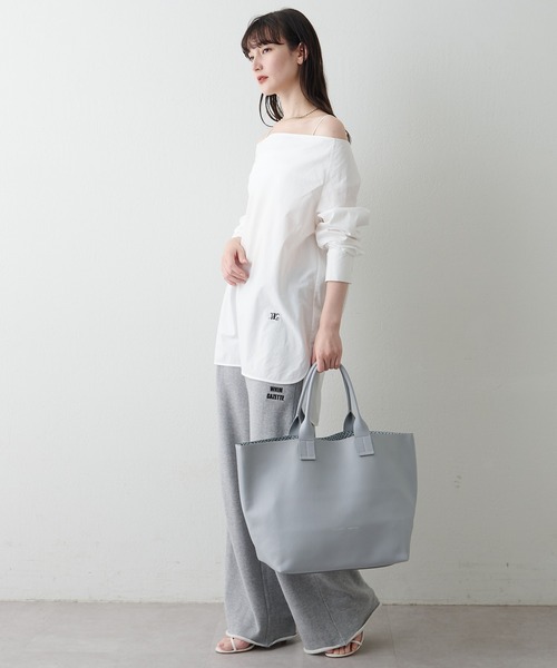 IACUCCI（イアクッチ） トートバッグ オペラ L CERVO/STAMPA INTERNA