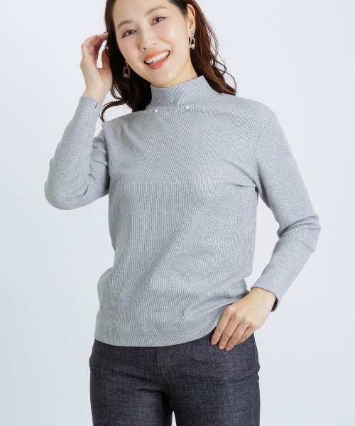 新品 PICONE ビーズ刺繍デザイン ハイネックセーター 38 新品 PICONE ビーズ刺繍デザイン ハイネックセーター 38 - メルカリ