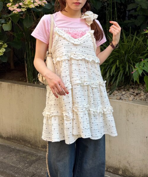 ワンピース 「新色ドット柄が登場！」「季節問わず使える」立体レースミニキャミワンピースの画像