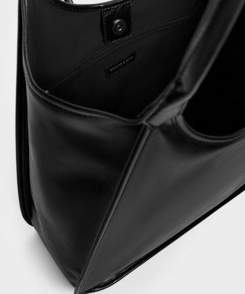CHARLES&KEITH美品ブラックレザートートバッグ CHARLES ＆ KEITH（チャールズ&キース） 「CHARLES & KEITH」 トート