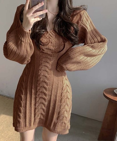 Girly Doll（ガーリードール） ワンピース Vネックケーブルニットミニ