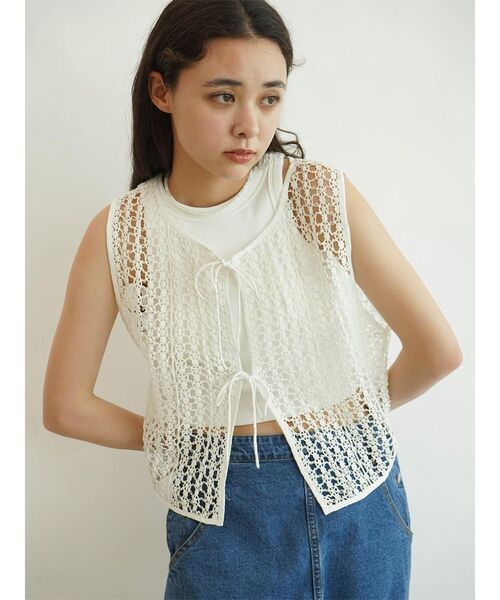 Crochet long gilet Fika. オフホワイト Crochet long gilet Fika. オフホワイト