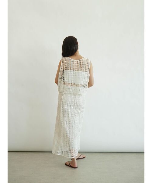 Crochet long gilet Fika. オフホワイト Crochet Cardigan - PAQUI - Nina Kendosa