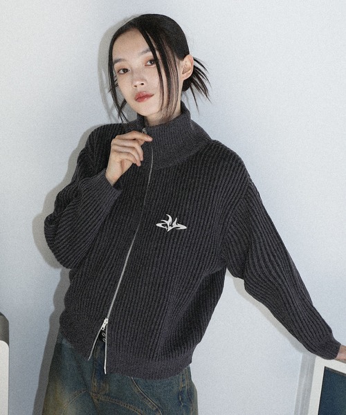 セーター ニット メタルプレートヴィンテージライクダブルジップアップ