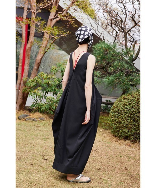 OMMO（オーエムエムオー） ワンピース IRREGULAR PATTERN V NECK OP