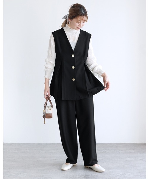 reca（レカ） セットアップ Vネック金ボタンベスト×カーブパンツ2点