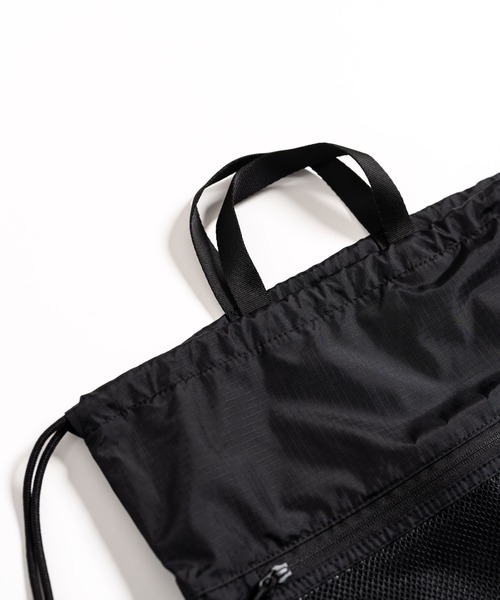 新品タグ付　ノースフェイス ロゴテープ　リュック　黒　日本未発売 THE NORTH FACE（ザ ノースフェイス） ノースフェイス デイバック