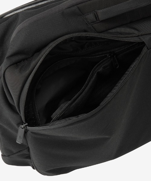 ノースフェイス デイバック リュック ザ ノース フェイス THE NORTH FACE Shuttle Max シャトルマックス メンズの画像