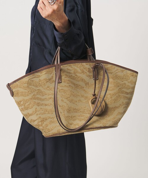 A VACATION トートバッグ A VACATION（アヴァケーション） トートバッグ 「A VACATION」MADAM