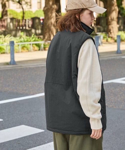 ベスト ジレ ナイロンワンポイント中綿ベスト レディース メンズ | ブランド登録なし | 18
